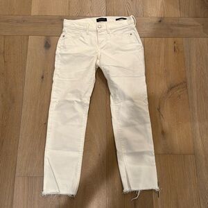 Frayed hem girlfriend jeans 24